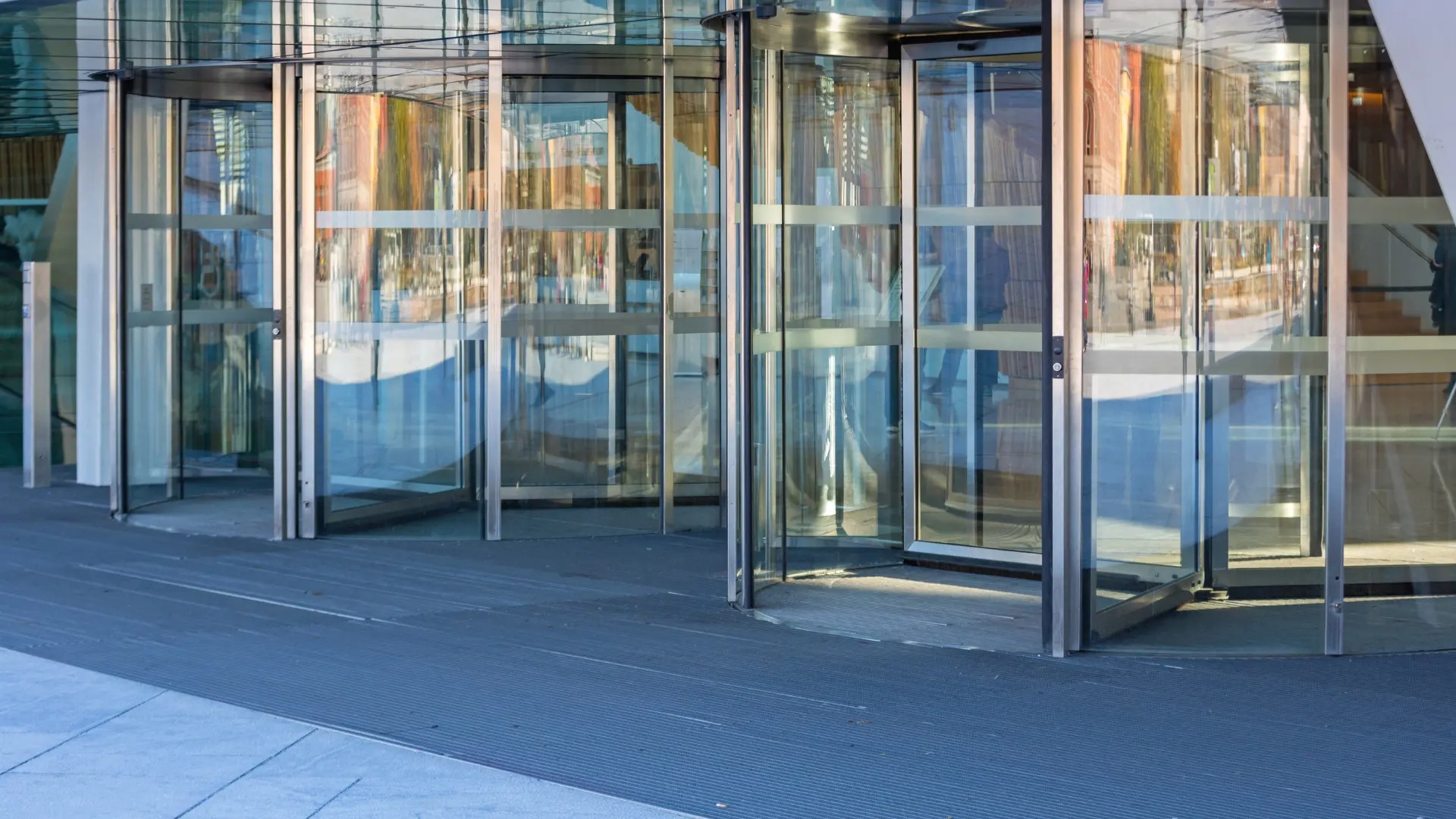 What is the Average Cost of Sliding Door Replacement?